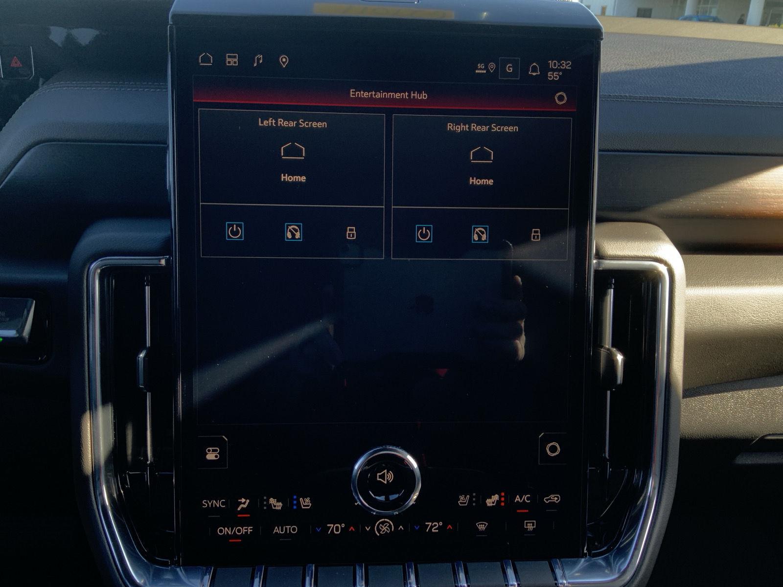 2027 GMC Yukon XL Denali - Photo 44