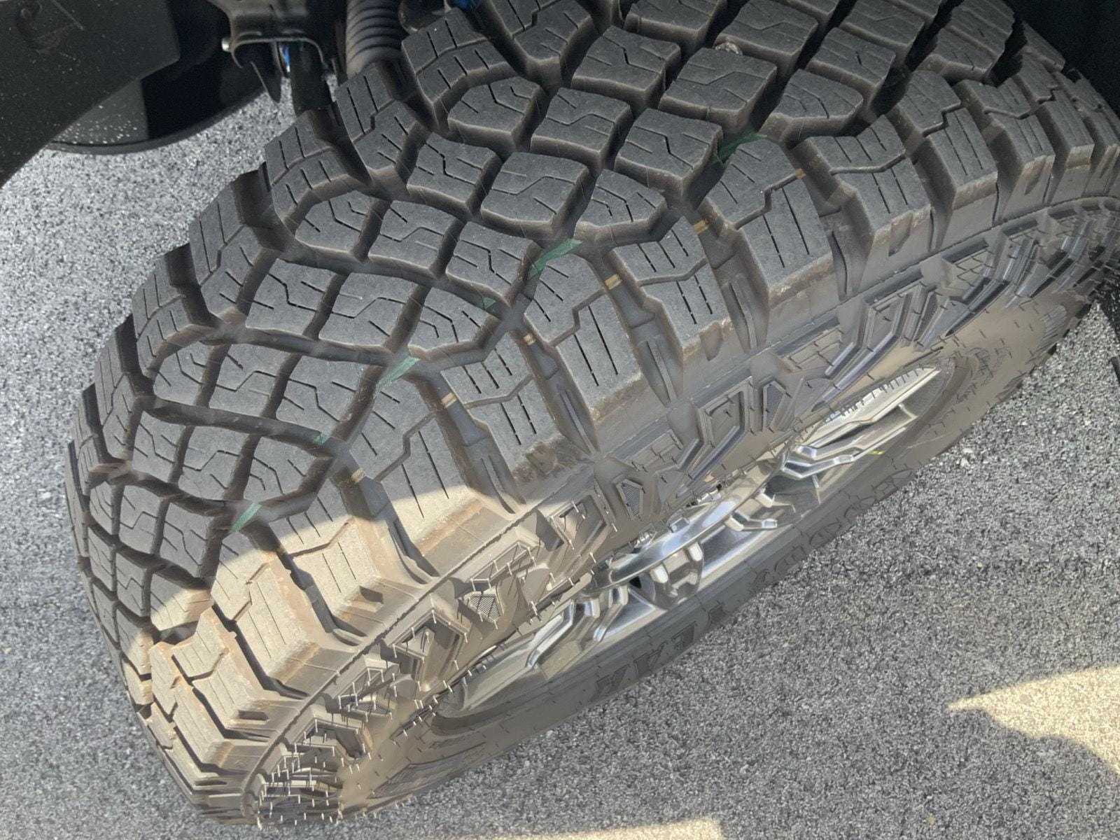 2026 GMC Sierra 1500 AT4X - Photo 21