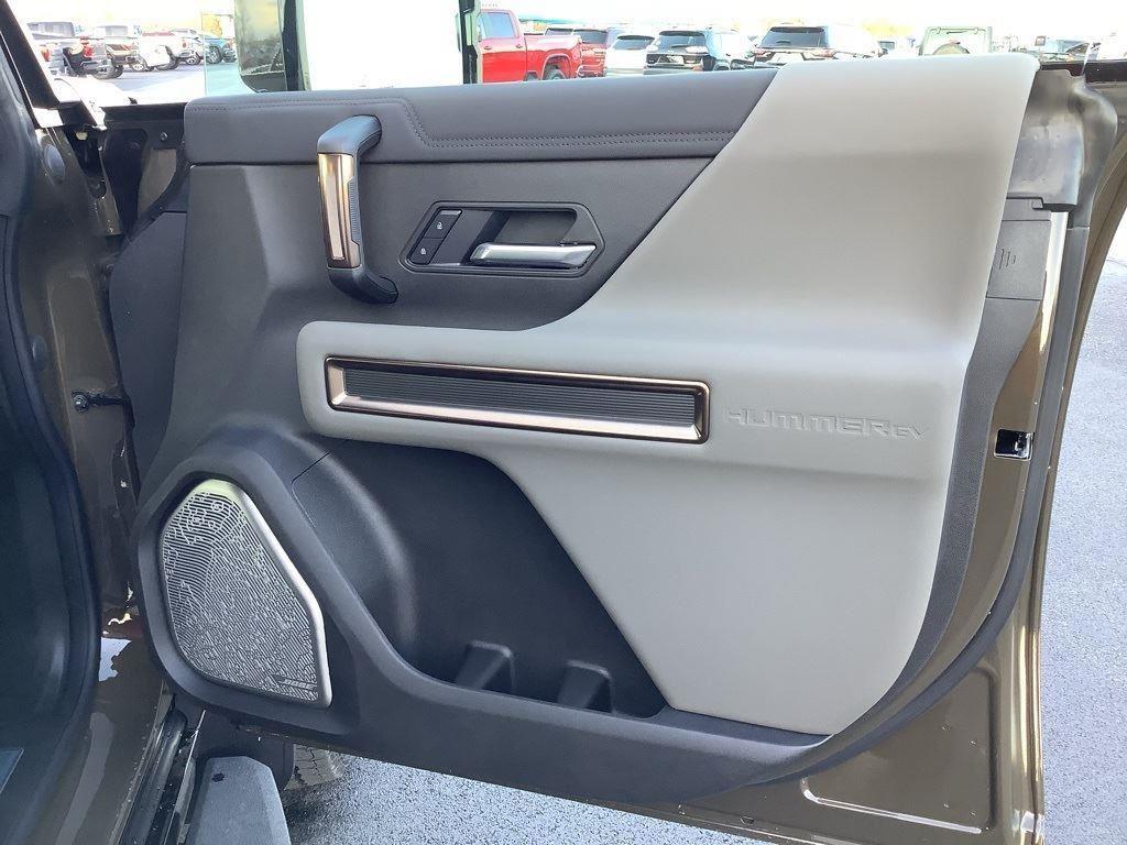 2025 GMC HUMMER EV 2X - Photo 62