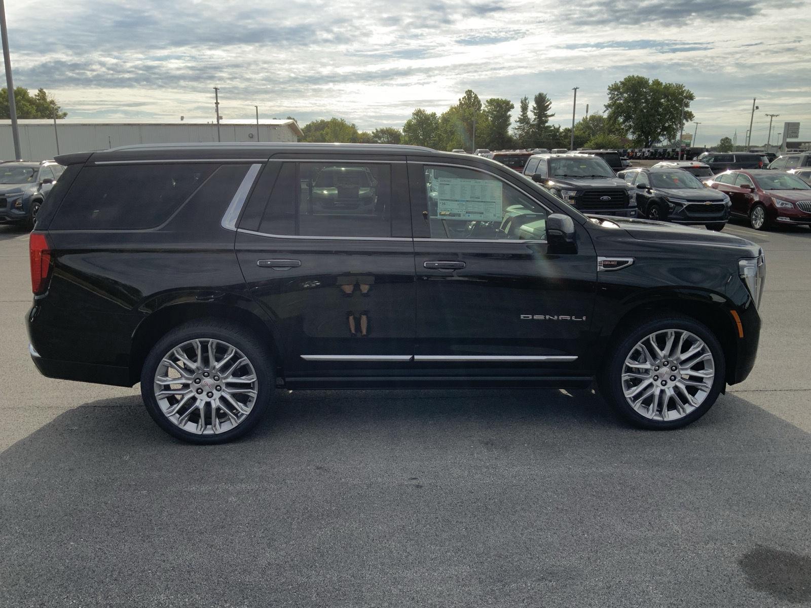 2026 GMC Yukon Denali - Photo 15