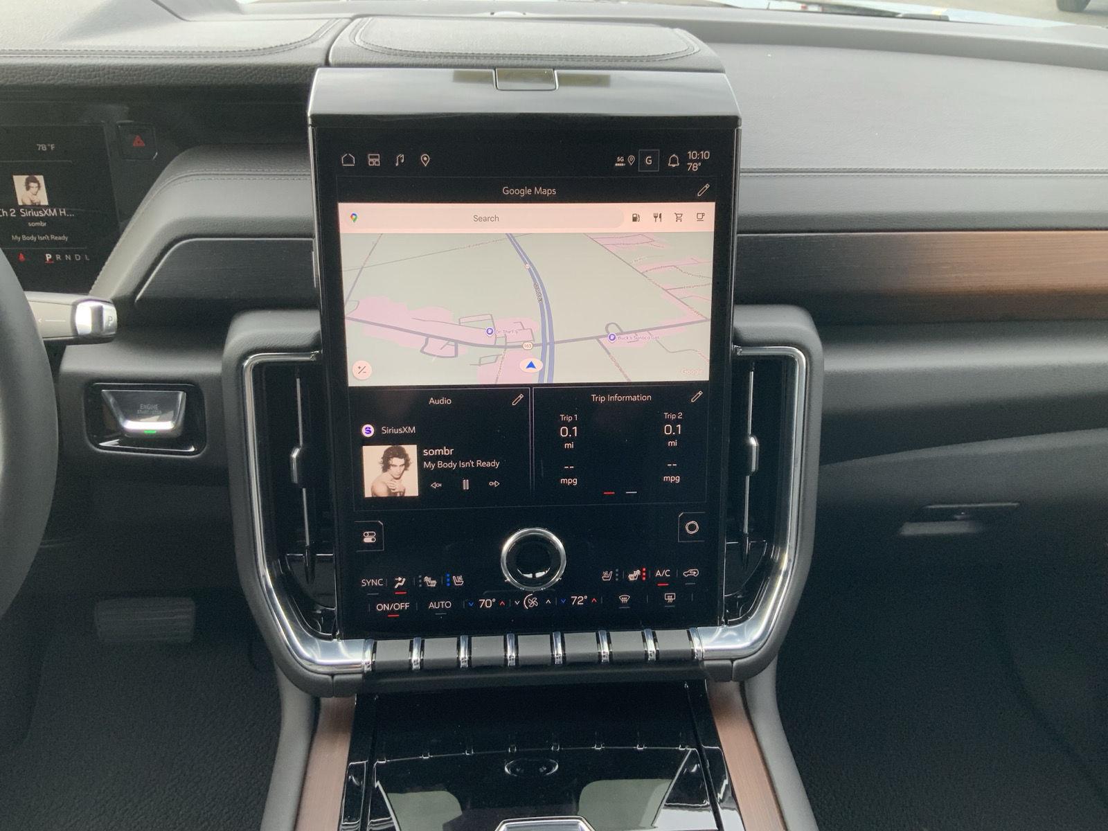 2026 GMC Yukon Denali - Photo 35