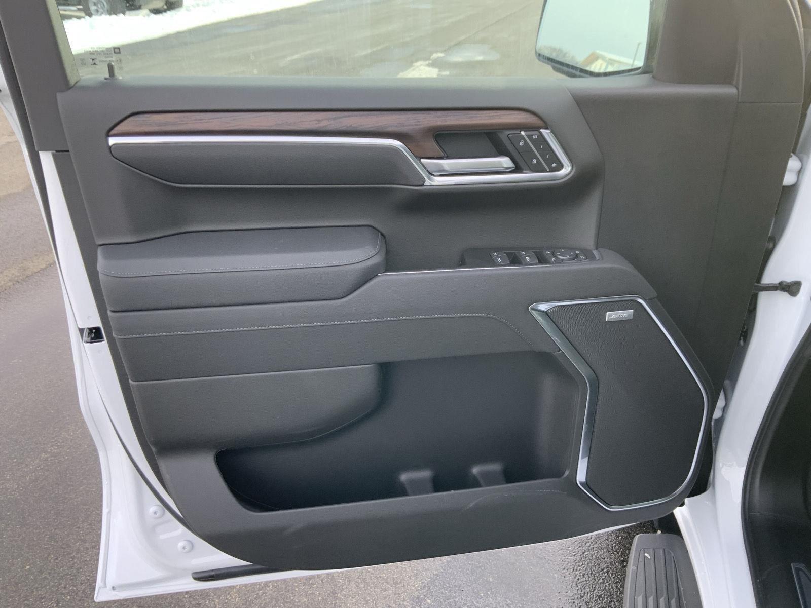 2026 GMC Sierra 1500 SLT - Photo 29