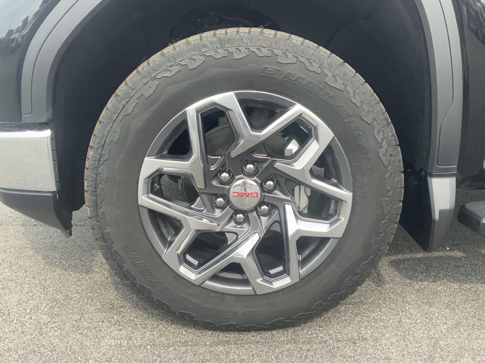 2026 GMC Sierra 1500 SLT - Photo 21
