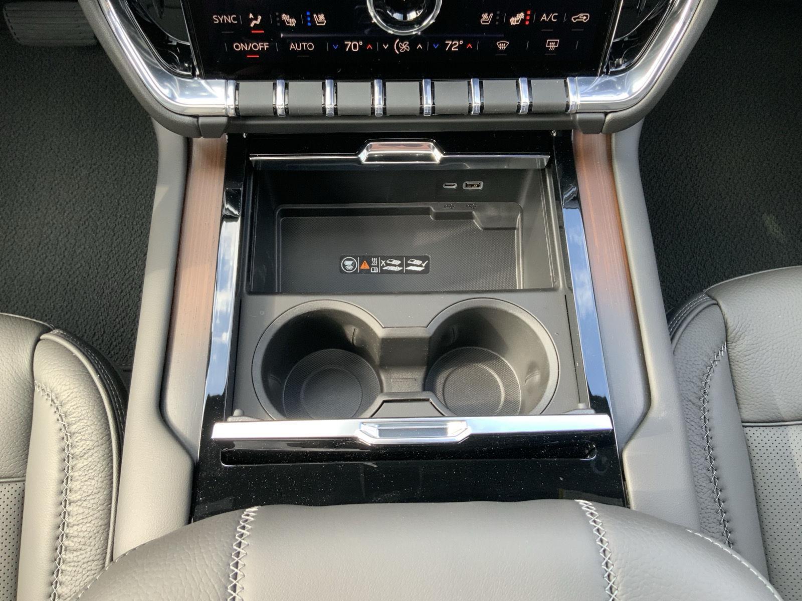 2026 GMC Yukon XL Denali - Photo 48