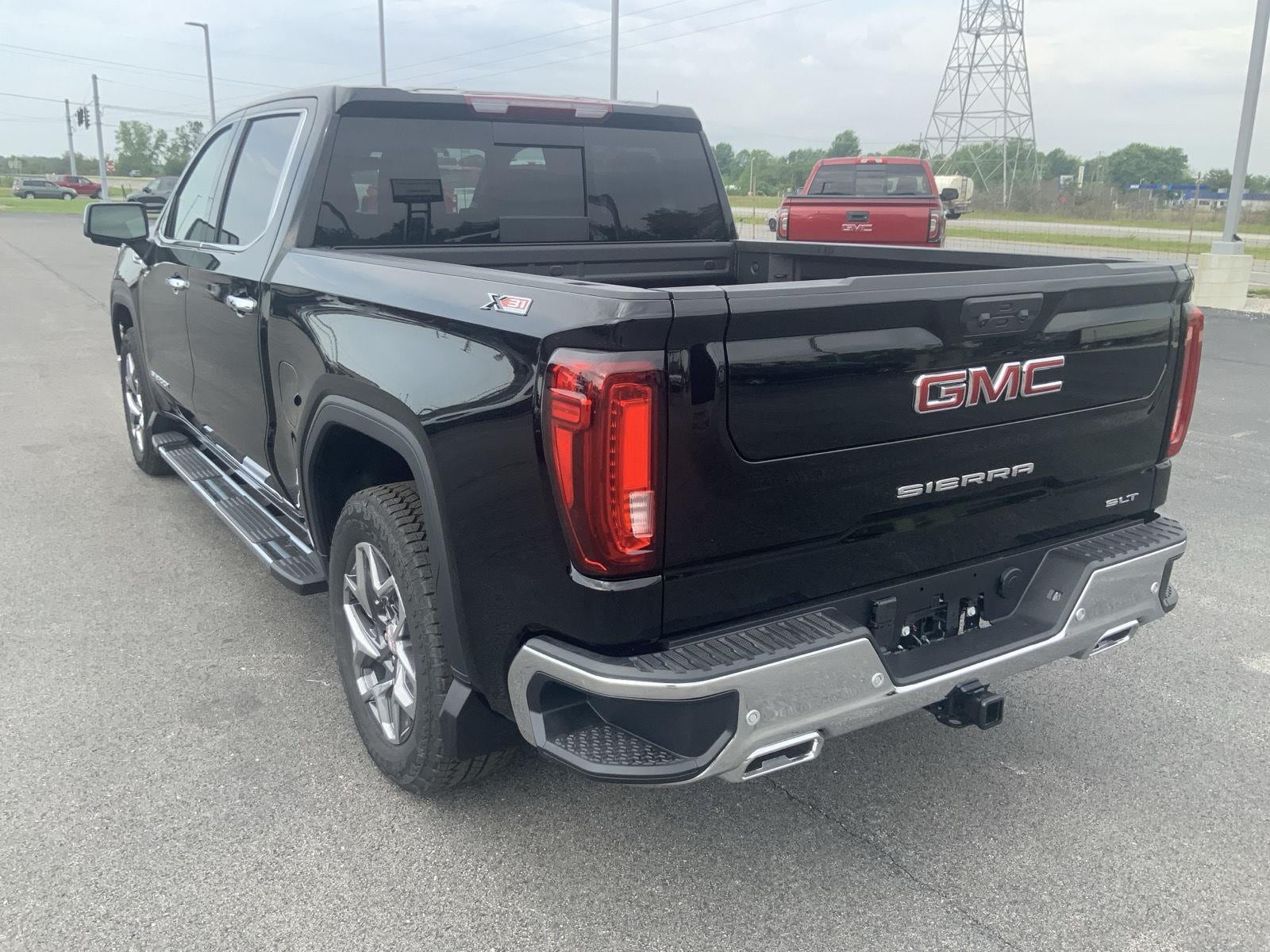 2026 GMC Sierra 1500 SLT - Photo 9