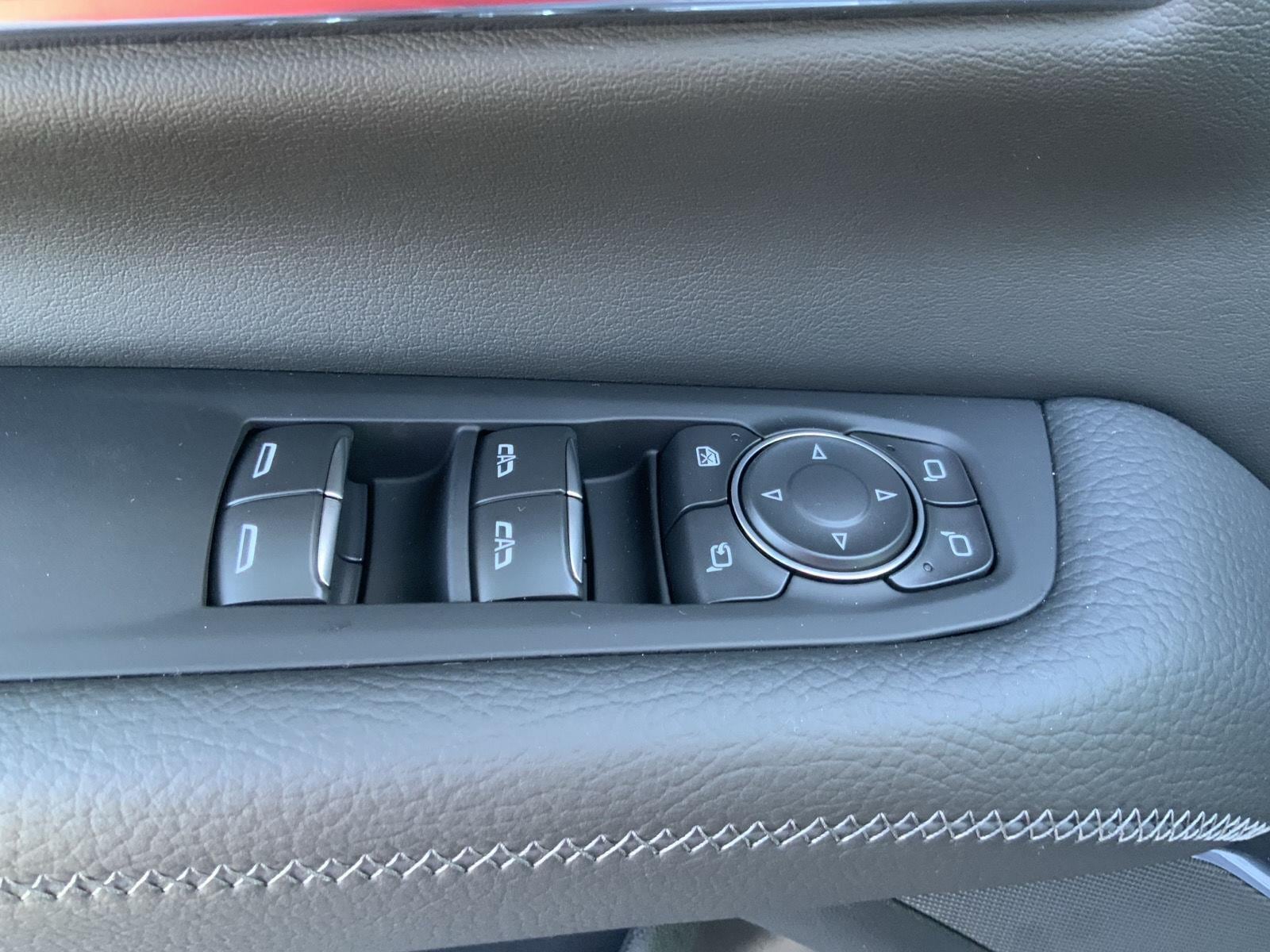 2027 GMC Yukon XL Denali - Photo 24