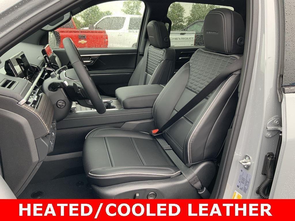 2025 GMC Sierra EV Denali - Photo 6