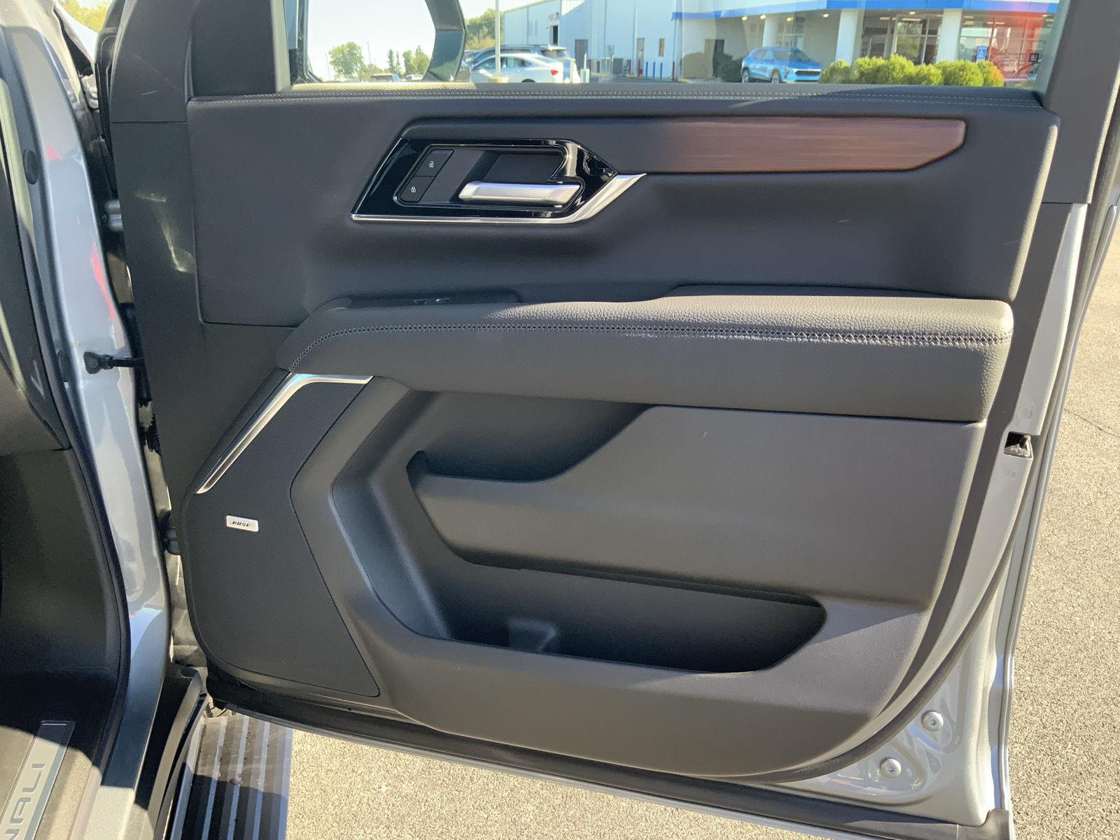 2027 GMC Yukon XL Denali - Photo 60