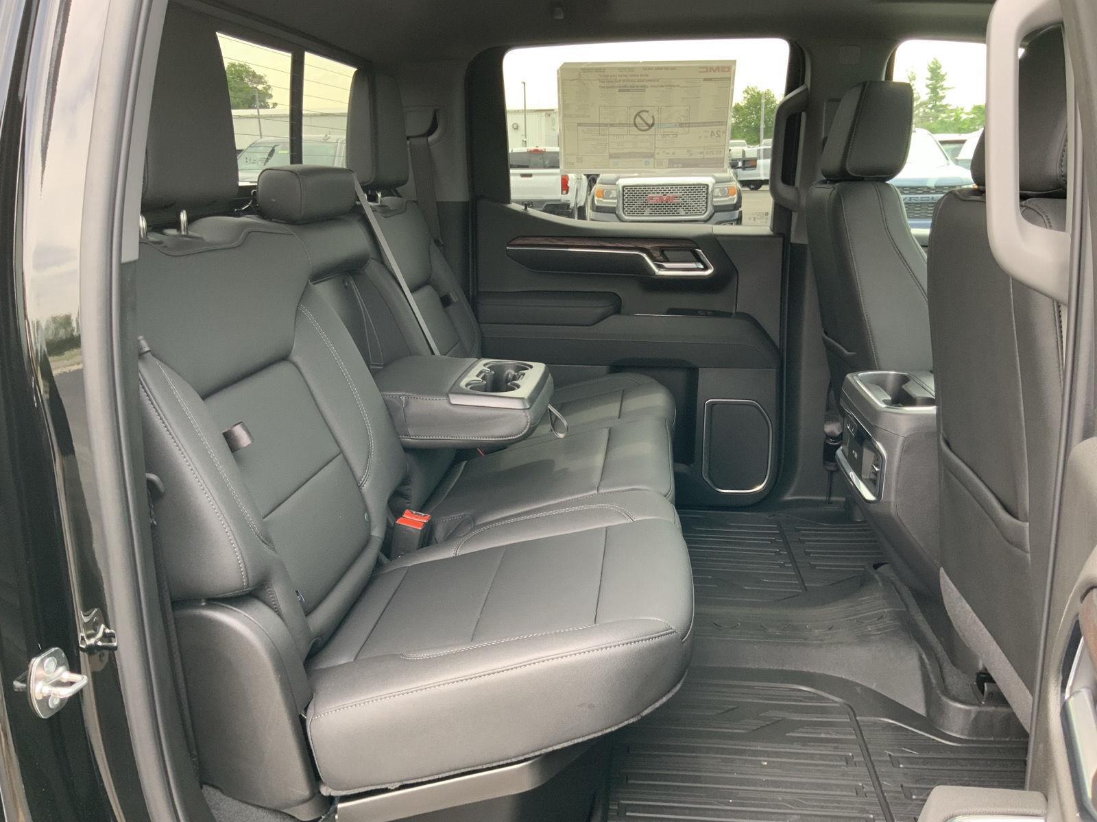 2026 GMC Sierra 1500 SLT - Photo 60