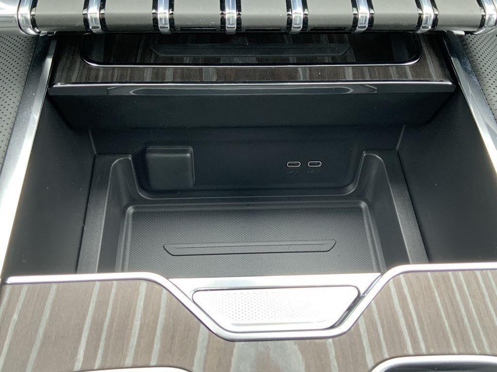 2025 GMC Sierra EV Denali - Photo 42