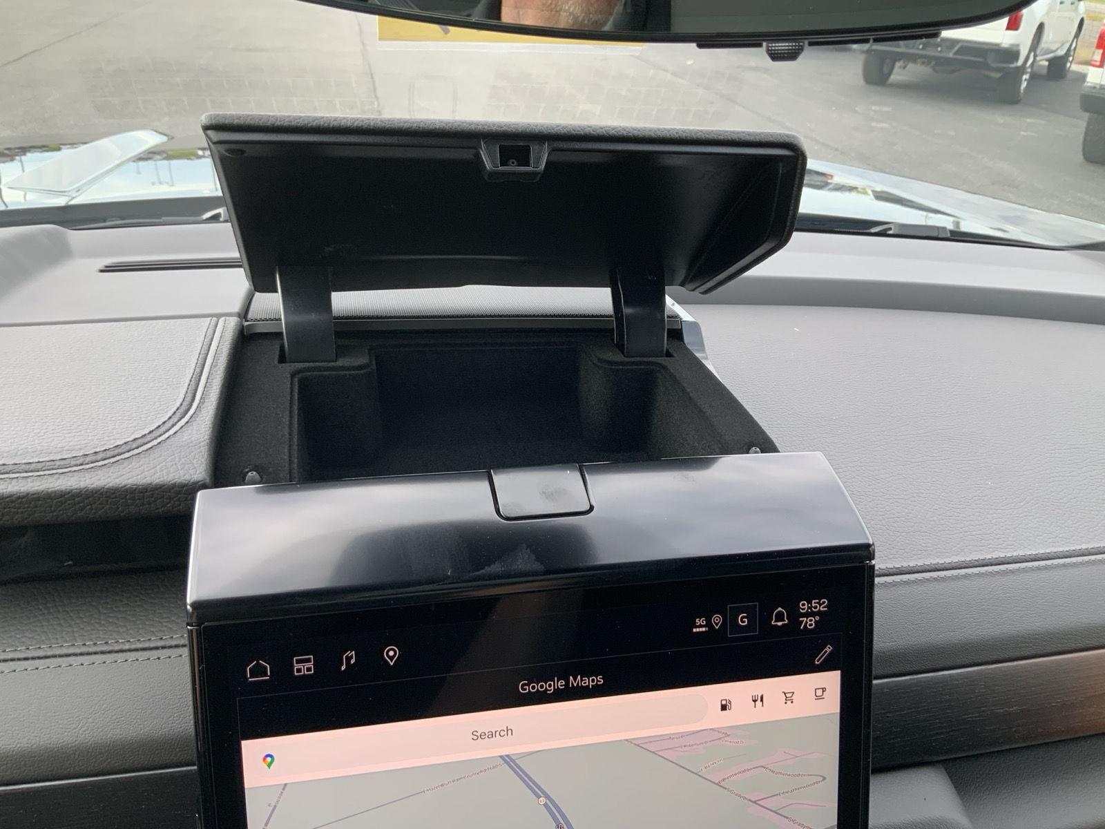 2026 GMC Yukon Denali - Photo 34