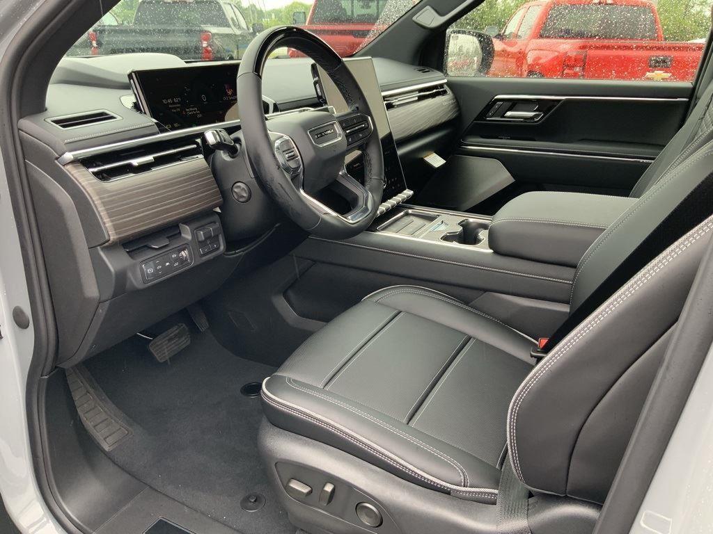 2025 GMC Sierra EV Denali - Photo 33
