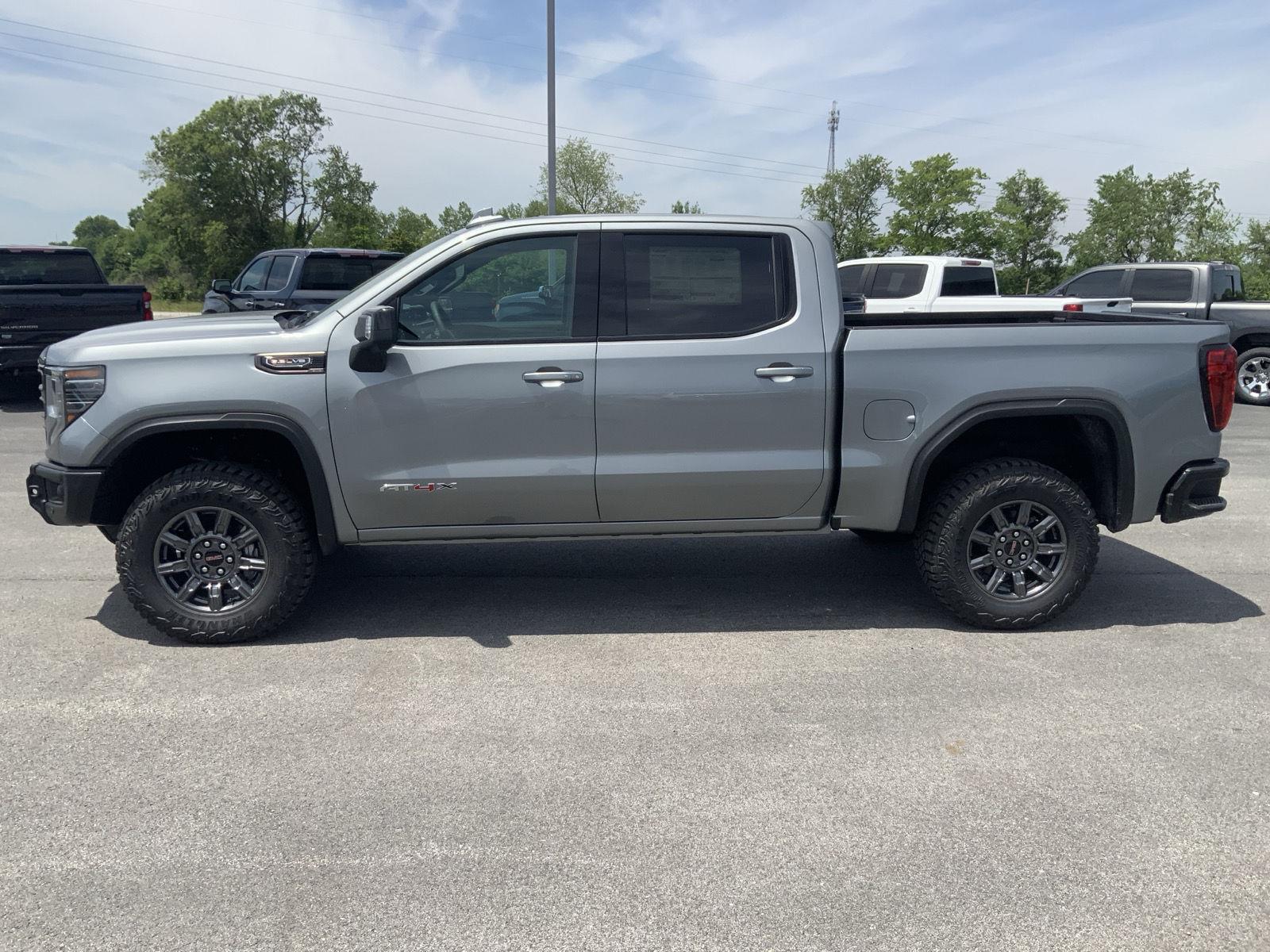 2026 GMC Sierra 1500 AT4X - Photo 7