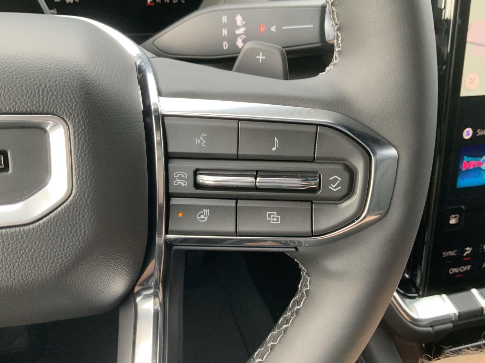 2026 GMC Yukon Denali - Photo 31