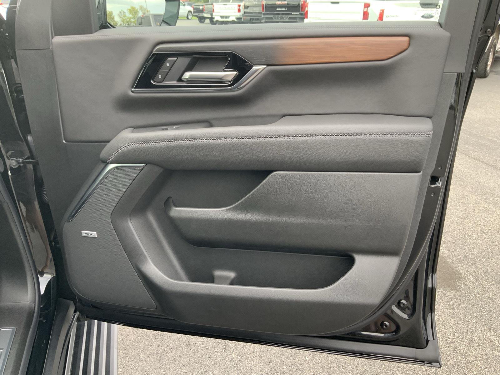 2026 GMC Yukon Denali - Photo 61
