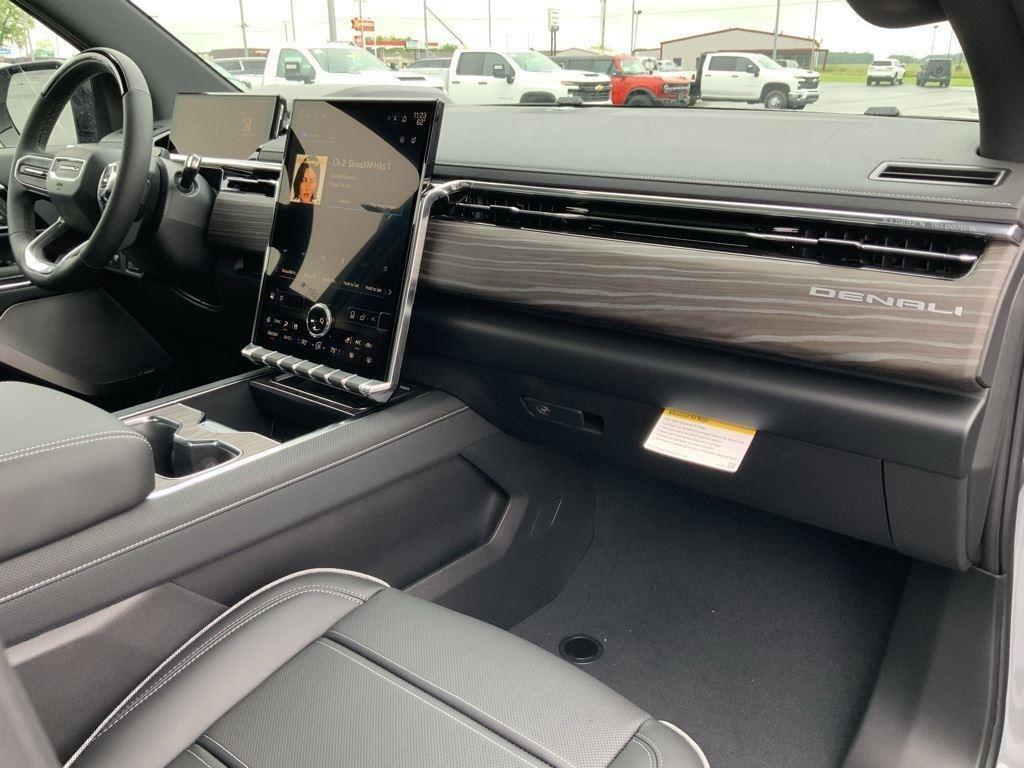 2025 GMC Sierra EV Denali - Photo 67
