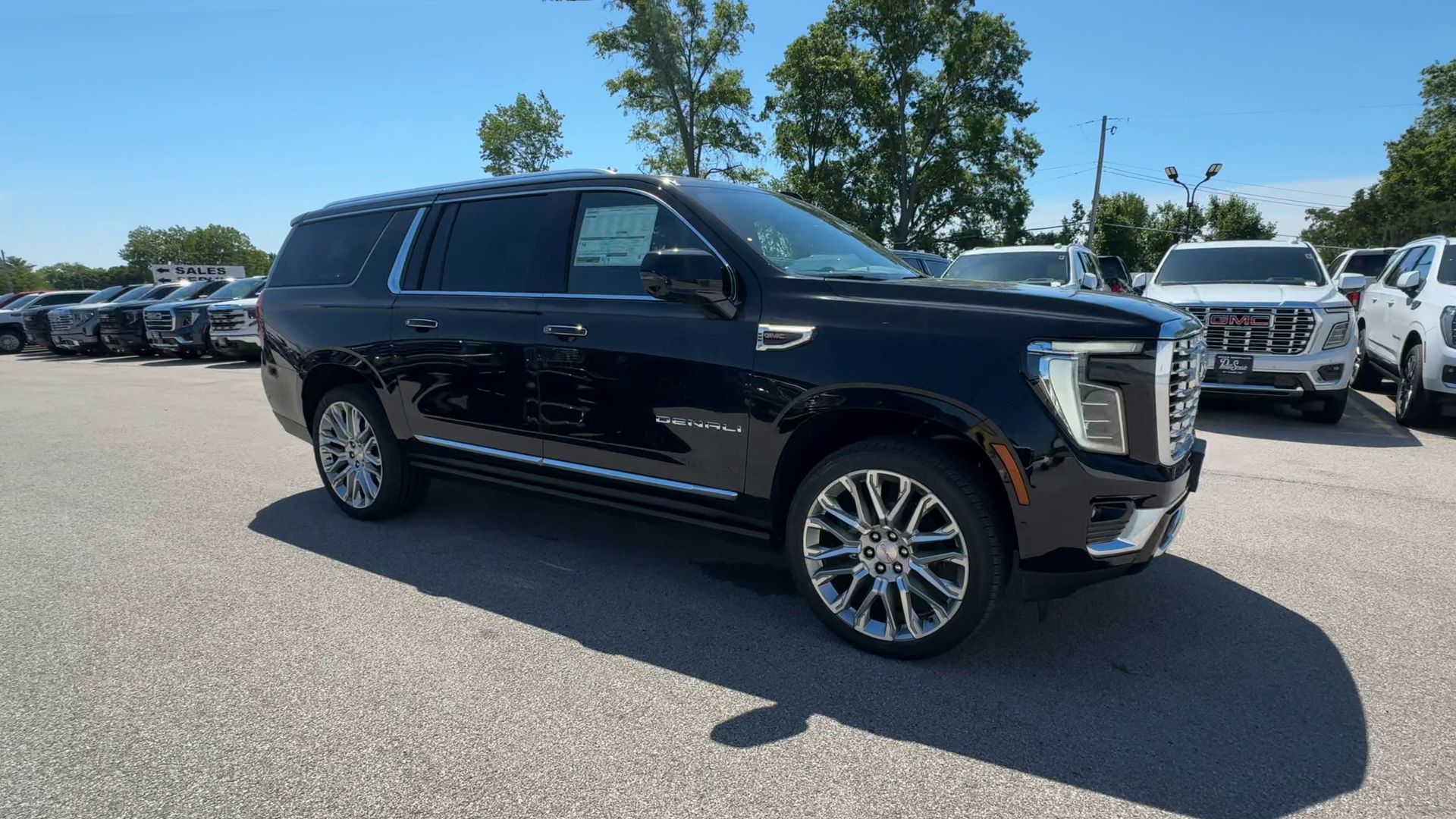 2026 GMC Yukon XL Denali - Photo 70