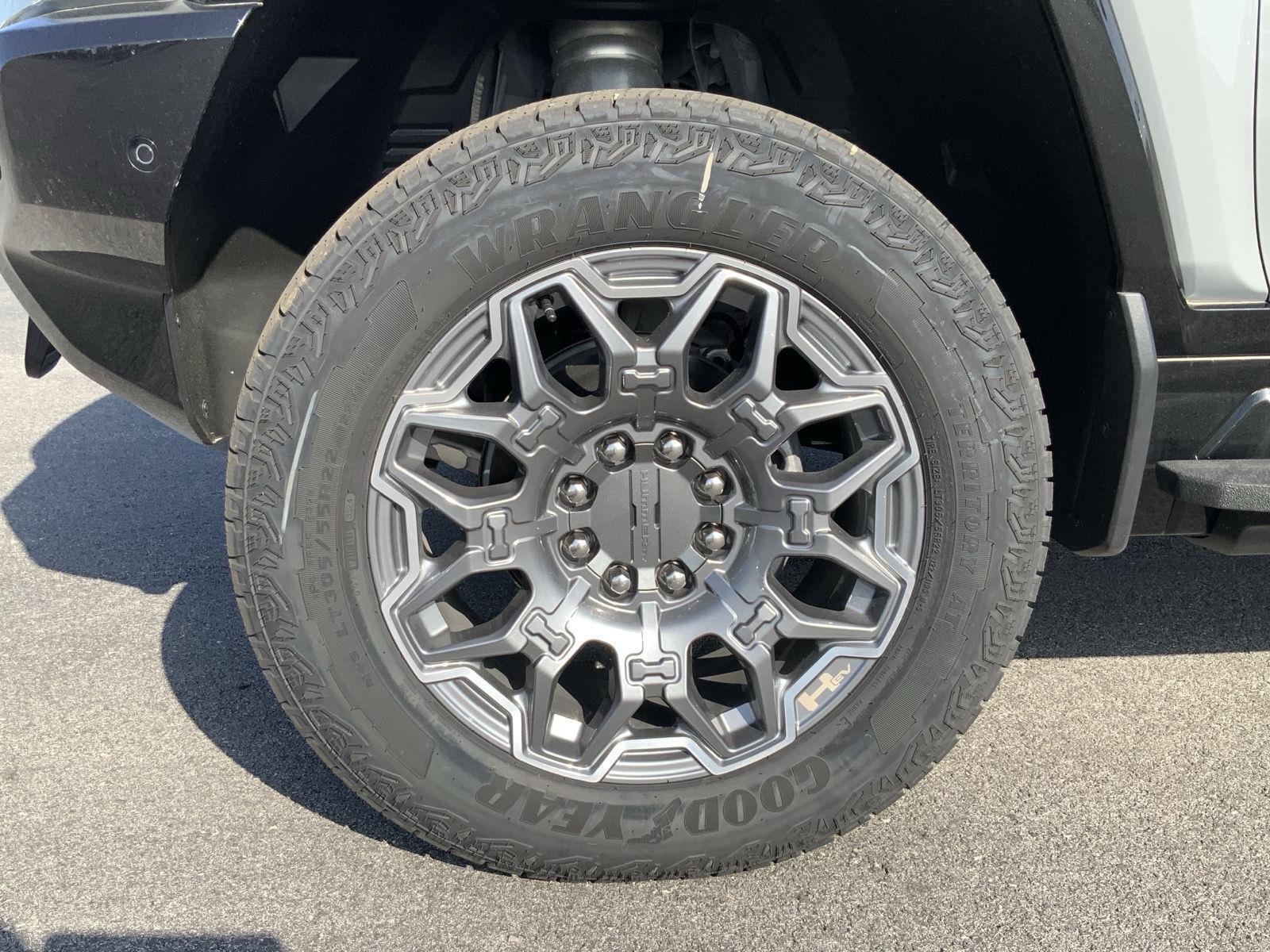 2025 GMC HUMMER EV 3X - Photo 22
