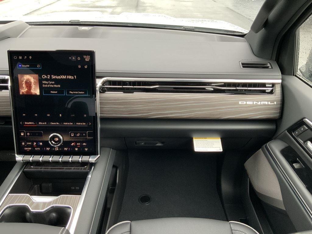 2025 GMC Sierra EV Denali - Photo 68