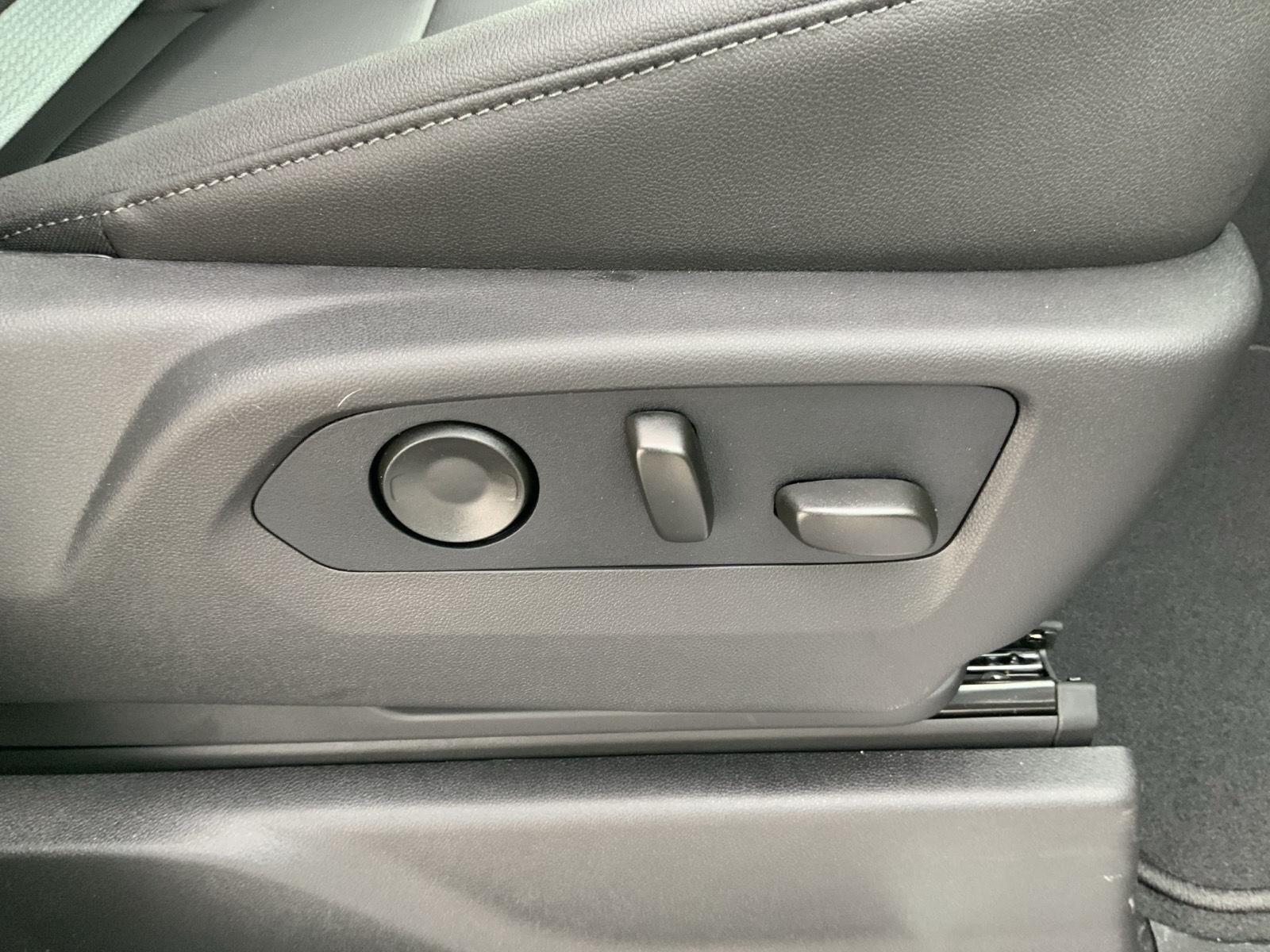2026 GMC Sierra 1500 SLT - Photo 69
