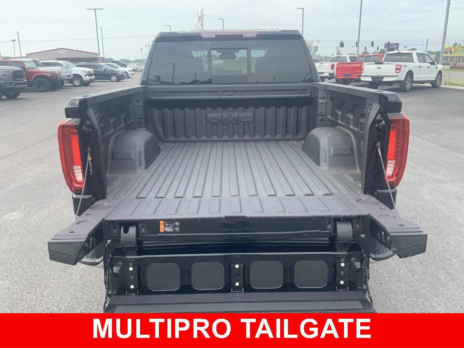 2026 GMC Sierra 1500 SLT - Photo 13
