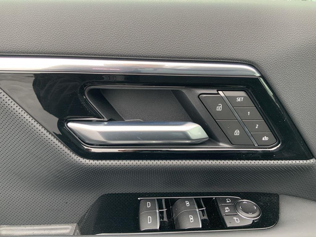 2025 GMC Sierra EV Denali - Photo 29
