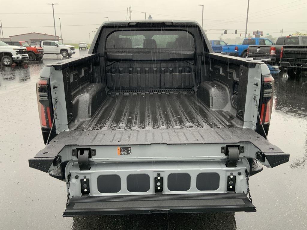 2025 GMC Sierra EV Denali - Photo 15