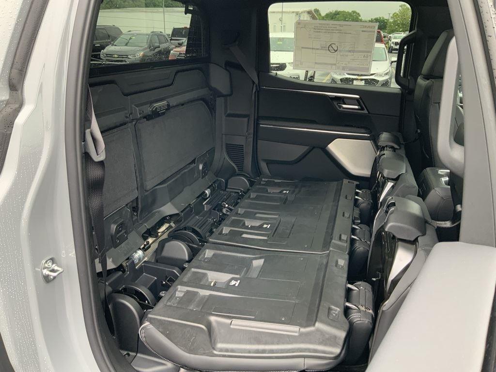 2025 GMC Sierra EV Denali - Photo 63