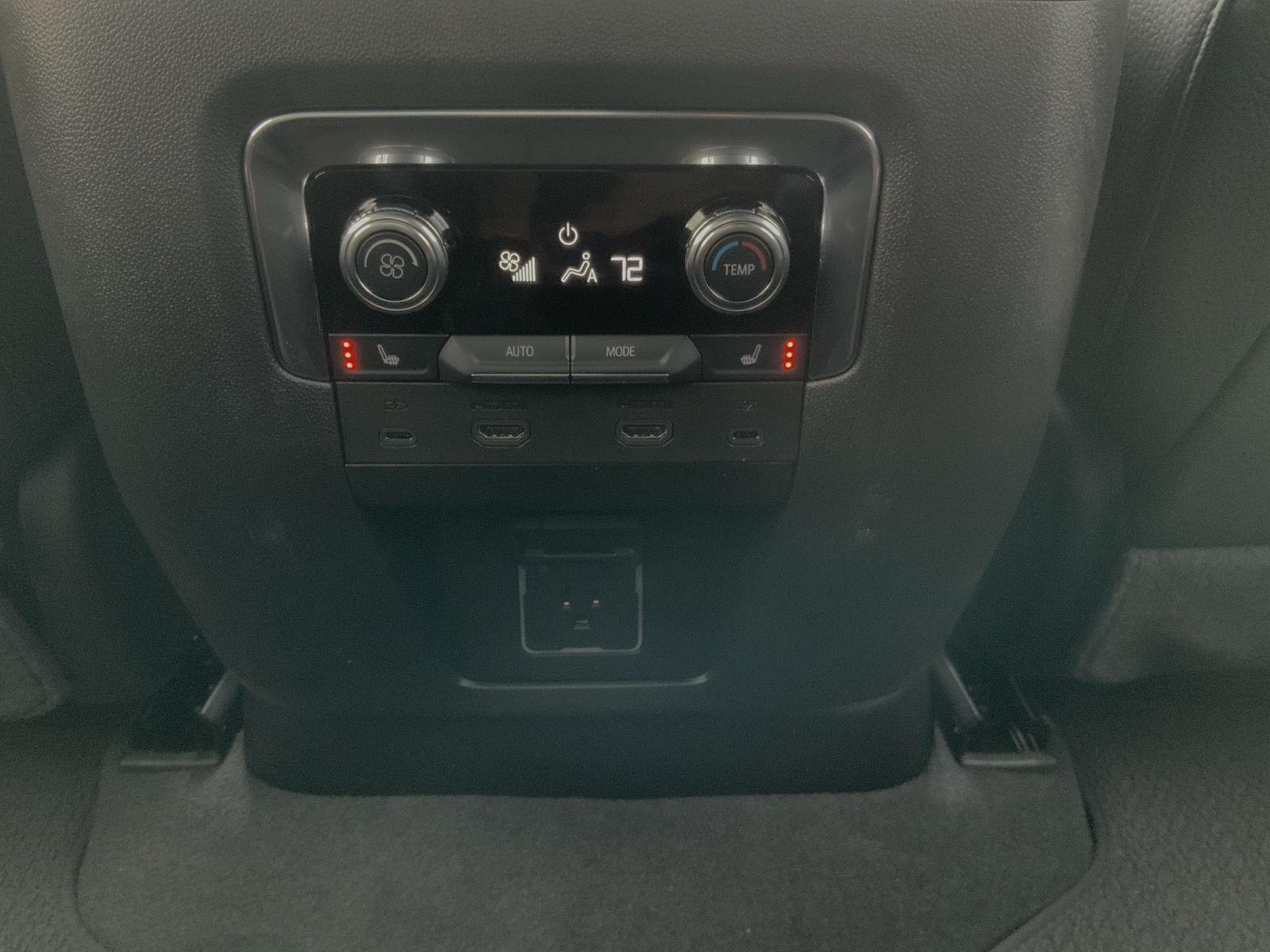 2026 GMC Yukon Denali - Photo 54