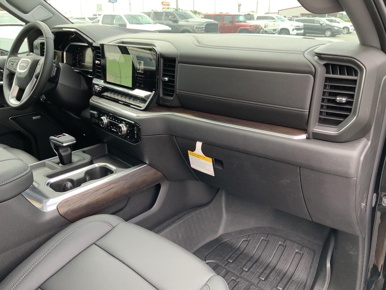 2026 GMC Sierra 1500 SLT - Photo 65