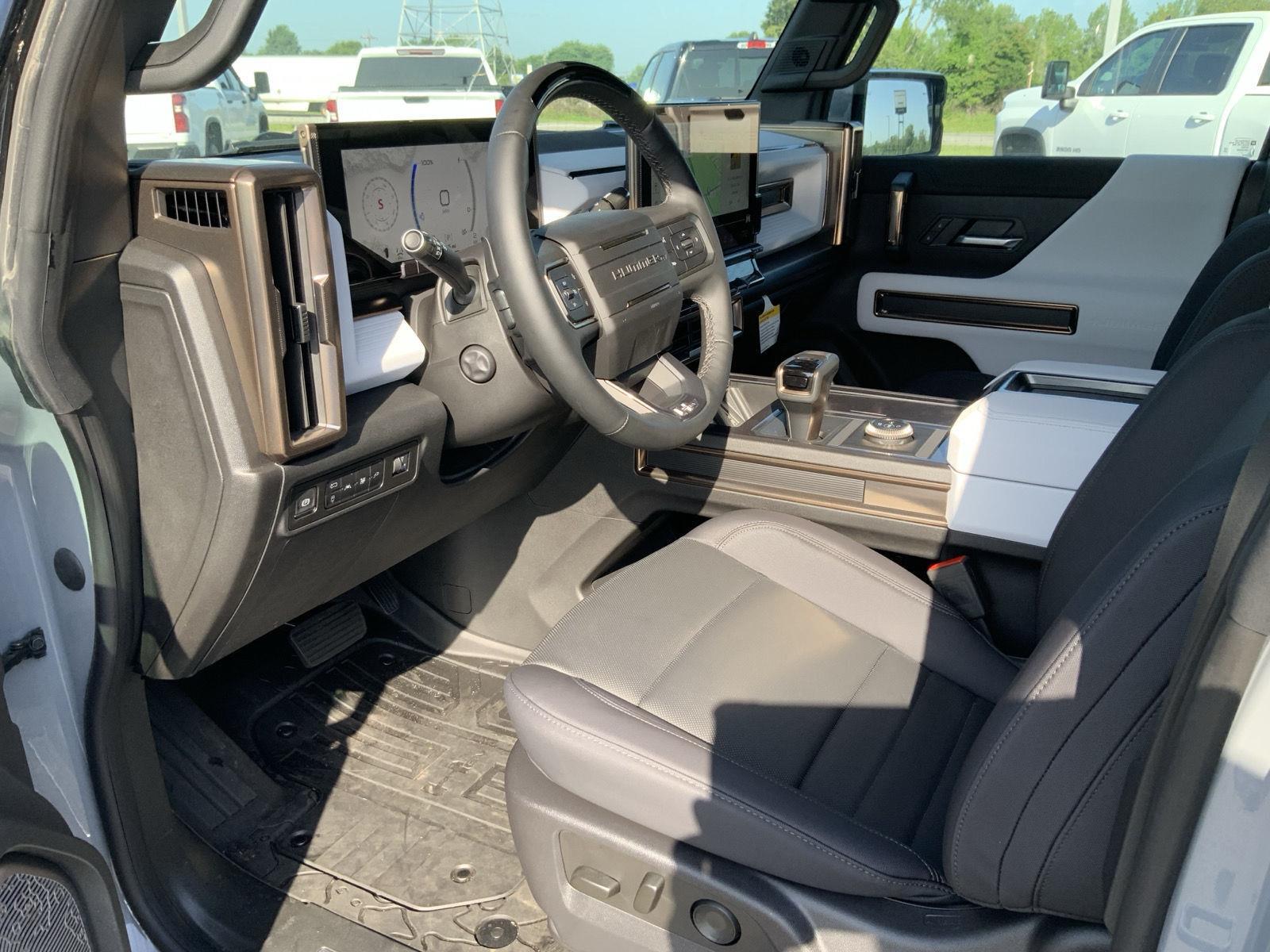 2025 GMC HUMMER EV 3X - Photo 30
