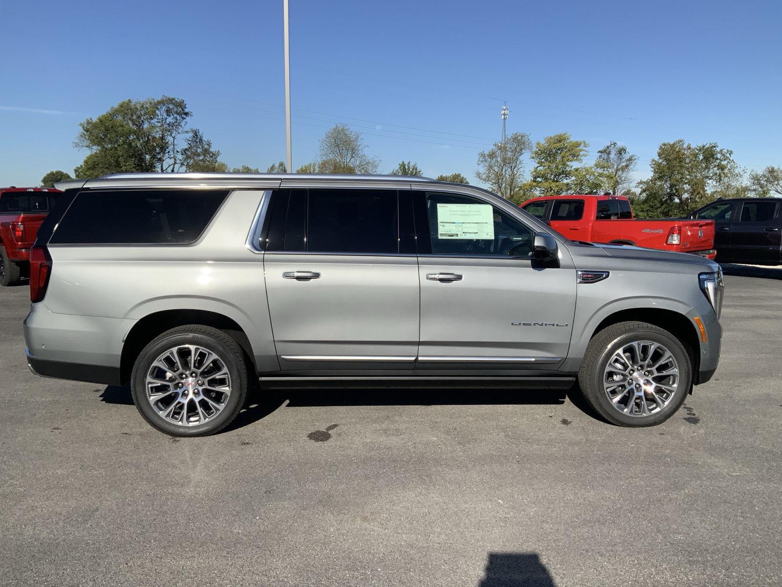 2027 GMC Yukon XL Denali - Photo 17