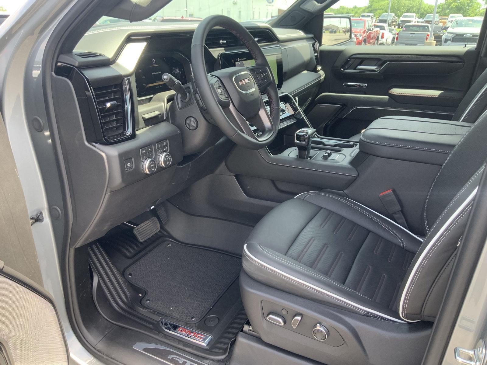 2026 GMC Sierra 1500 AT4X - Photo 28