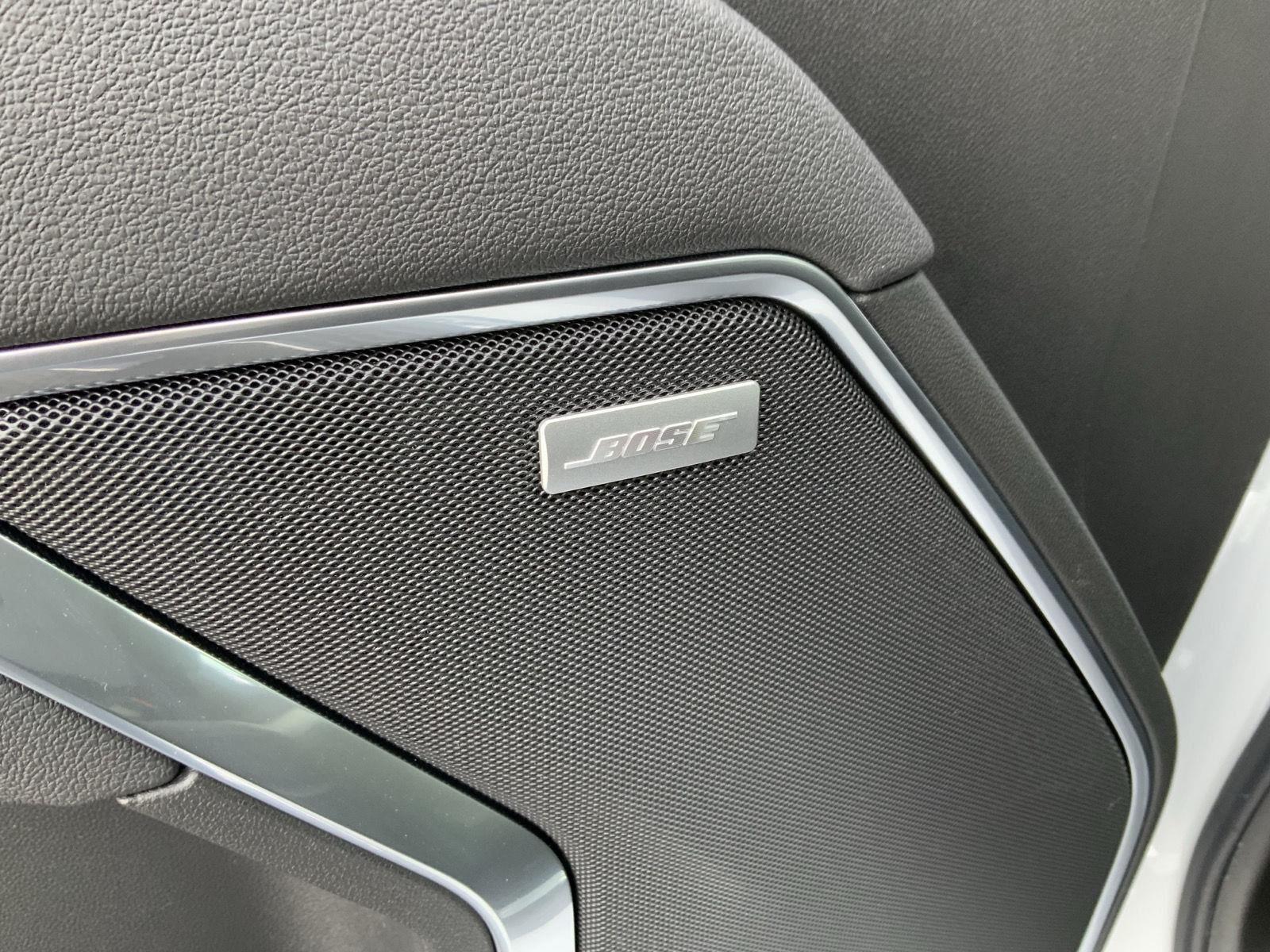 2026 GMC Sierra 1500 SLT - Photo 32
