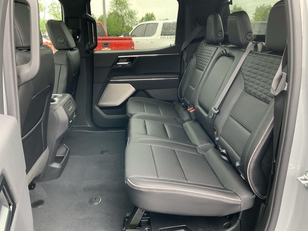 2025 GMC Sierra EV Denali - Photo 57