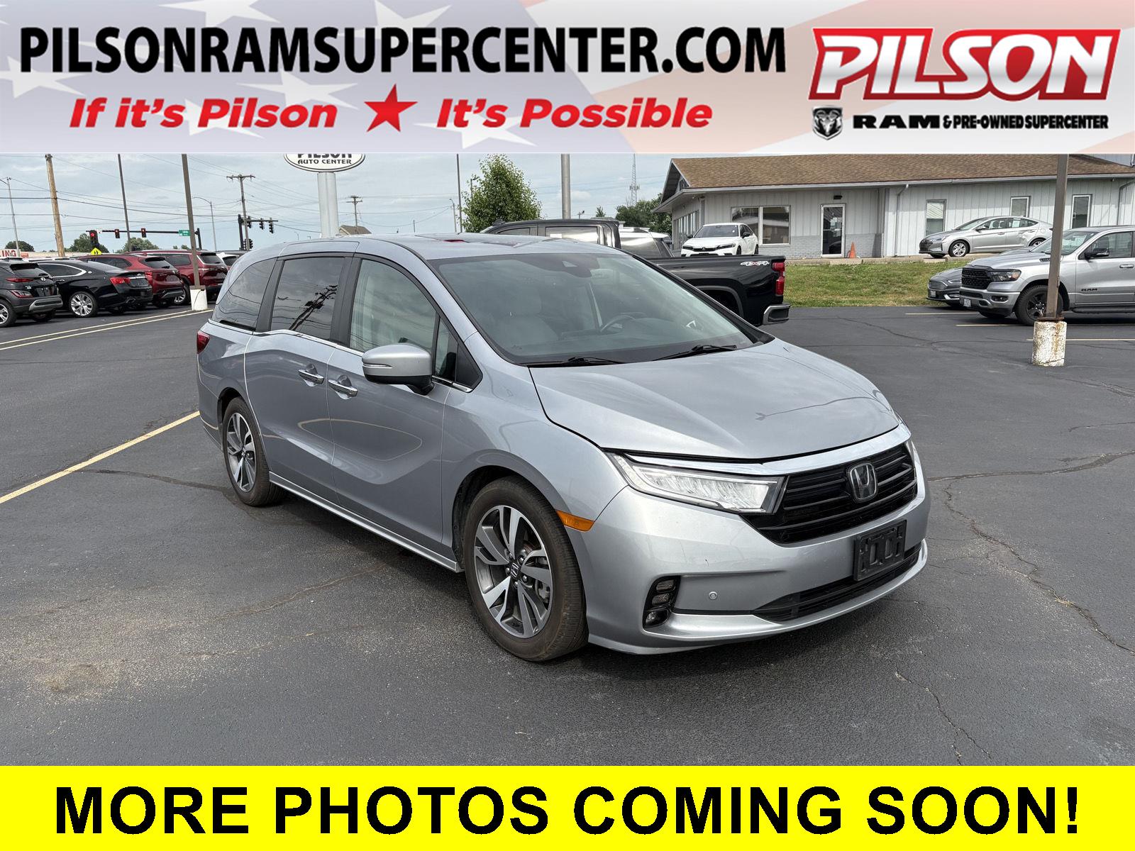 2024 Honda Odyssey Touring's photo