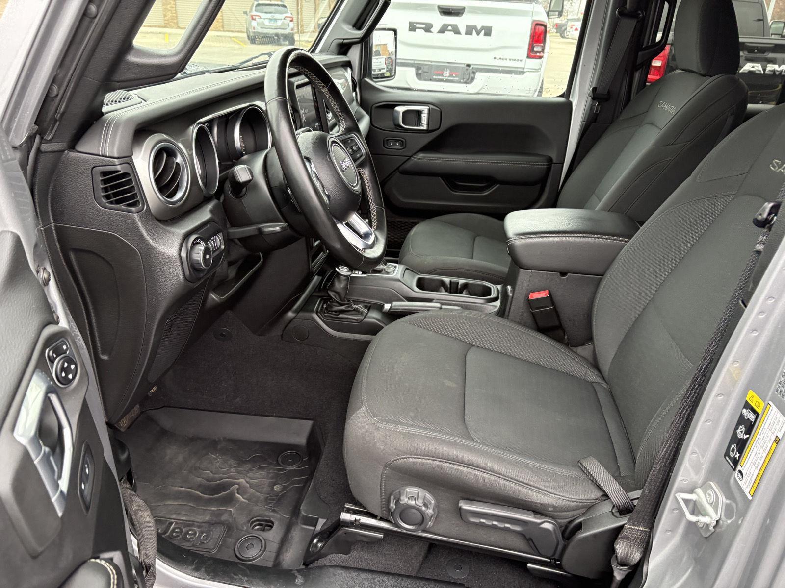 2021 Jeep Wrangler Unlimited Sahara photo 4