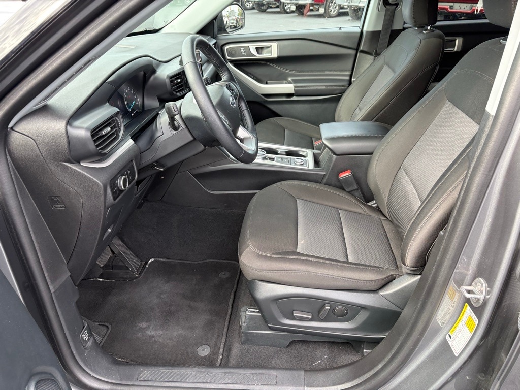 Used 2023 Ford Explorer XLT SUV
