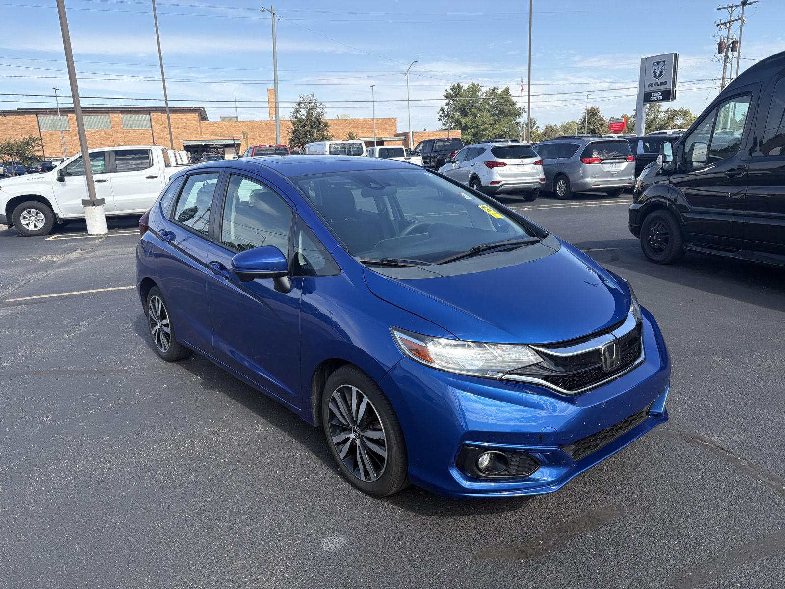 Used 2018 Honda Fit EX with VIN 3HGGK5H82JM708492 for sale in Charleston, IL