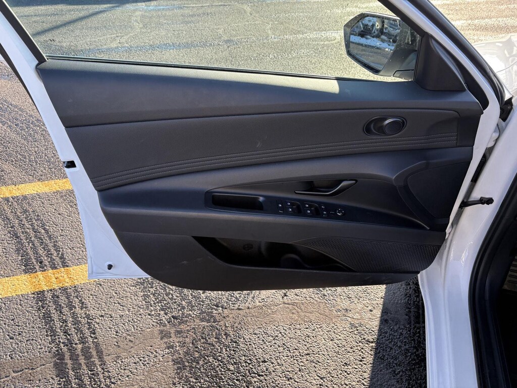 Used 2025 Hyundai Elantra SEL Sport Sedan