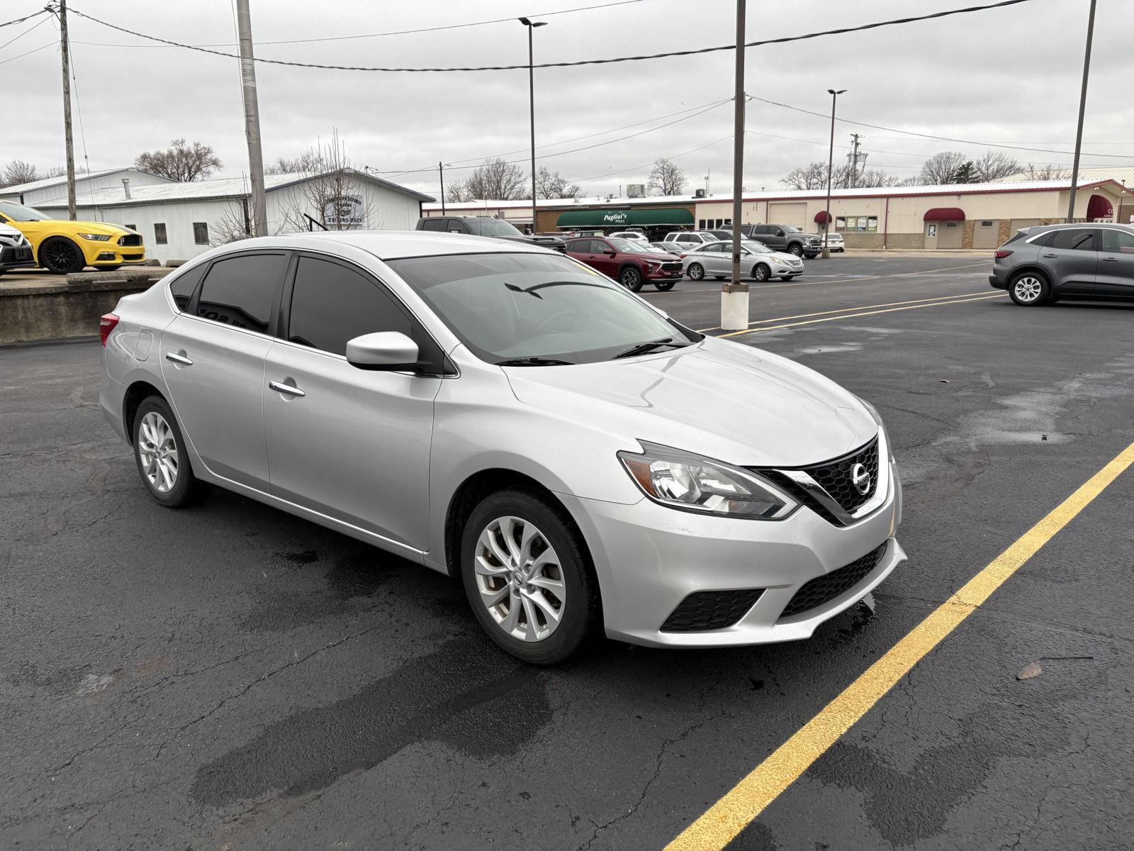 Used 2019 Nissan Sentra SV with VIN 3N1AB7AP2KY350986 for sale in Charleston, IL