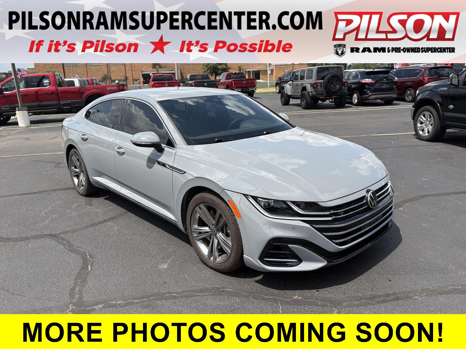 2022 Volkswagen Arteon SE R-LINE's photo