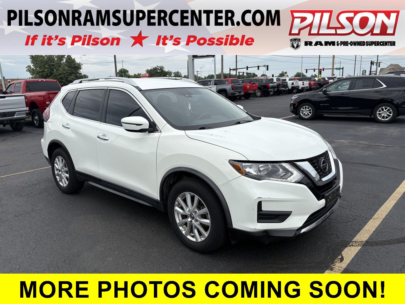 2019 Nissan Rogue SV FWD's photo
