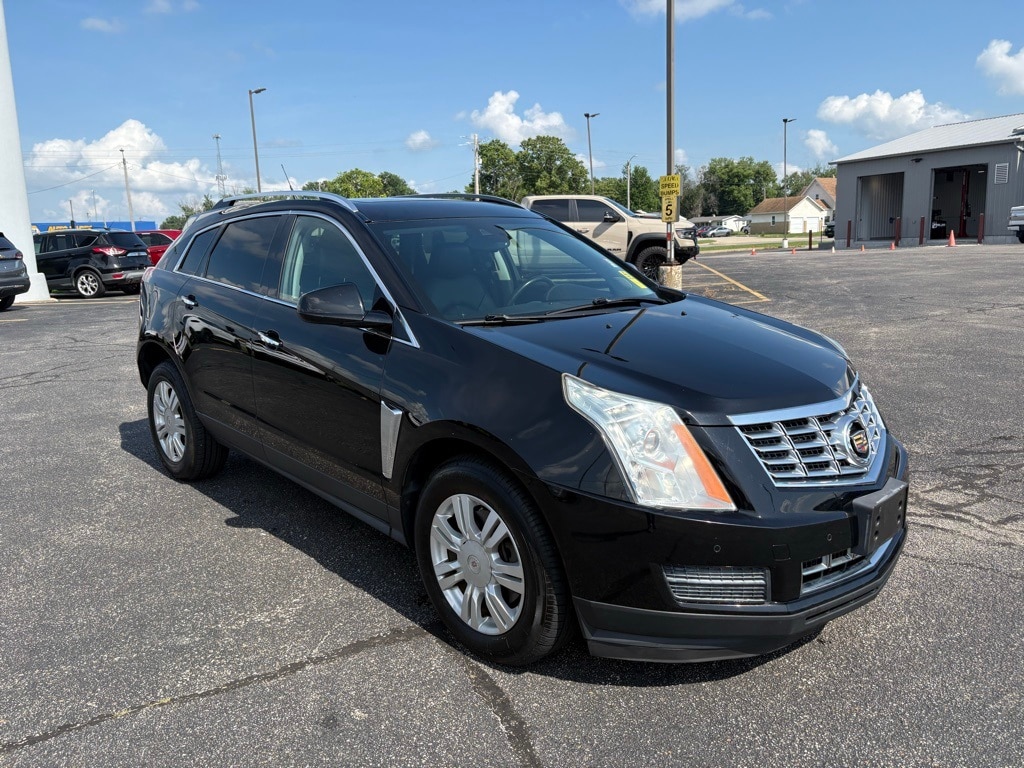 Used 2014 Cadillac SRX Luxury Collection with VIN 3GYFNBE33ES649618 for sale in Charleston, IL