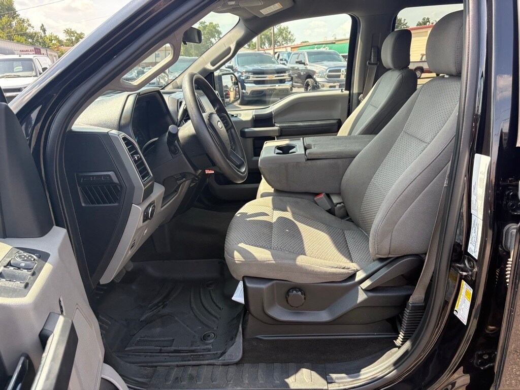 2020 Ford F-150 XLT photo 3