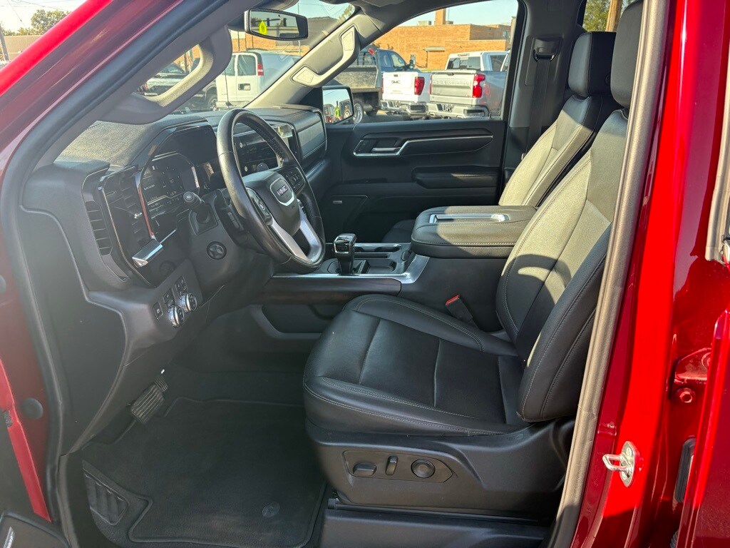 2022 Gmc Sierra 1500 SLT photo 4