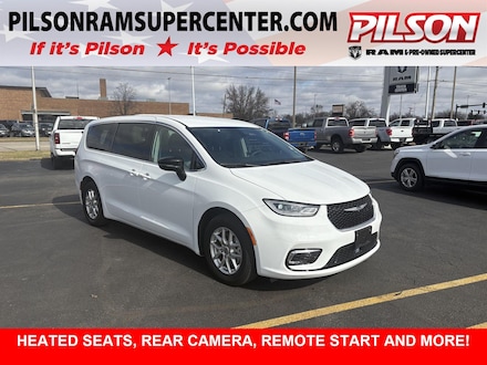 2024 Chrysler Pacifica Touring L Van