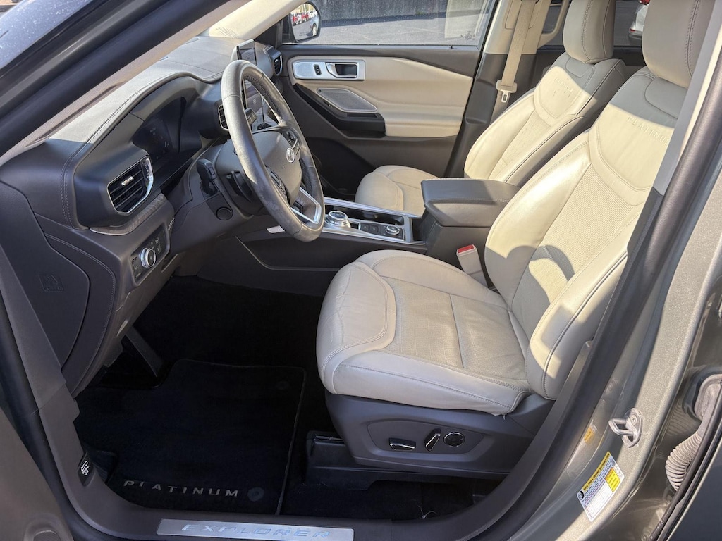 Used 2020 Ford Explorer Platinum SUV