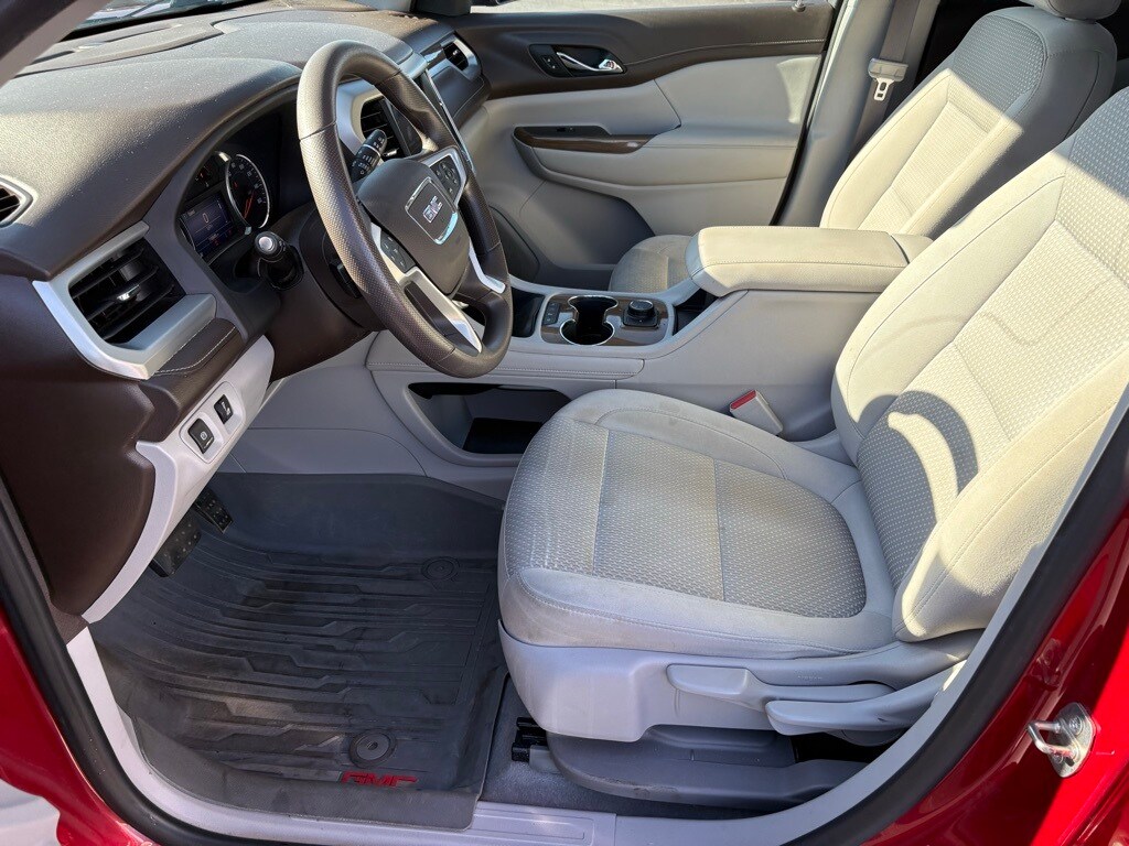 2021 Gmc Acadia SLE photo 3