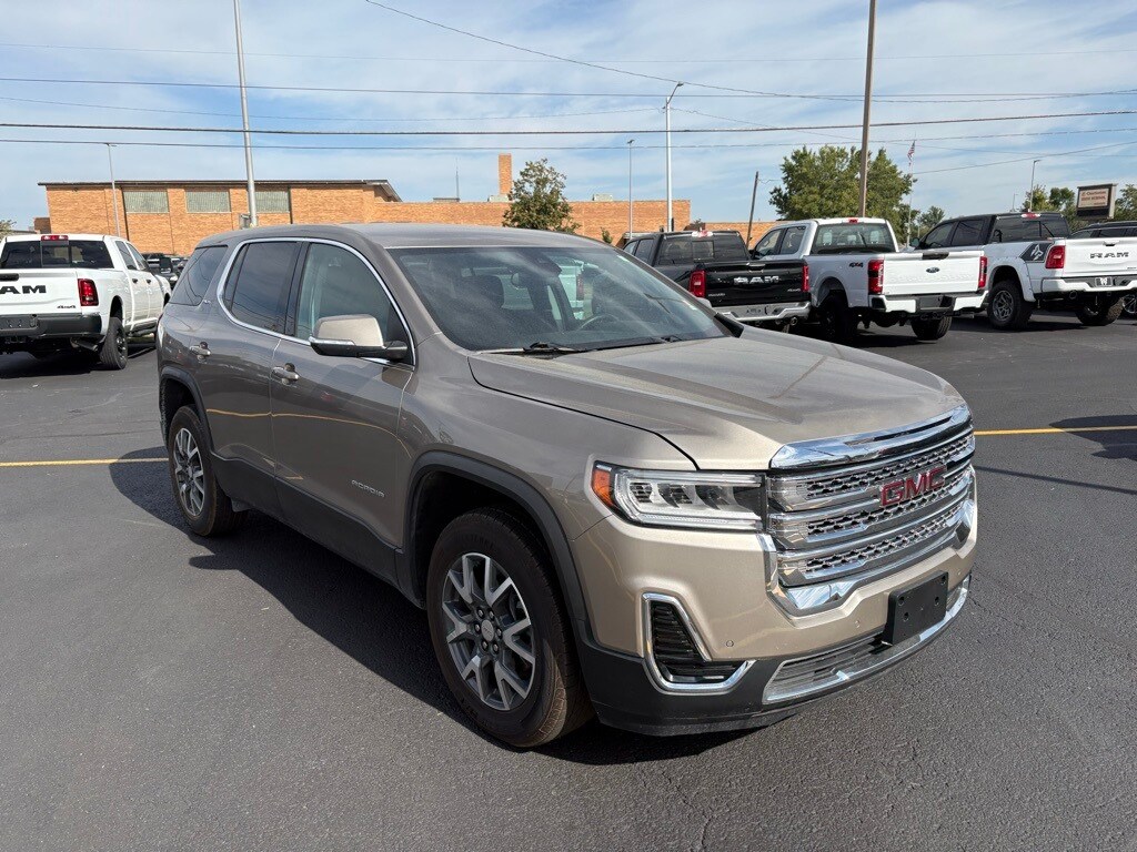 2023 Gmc Acadia SLE photo 2